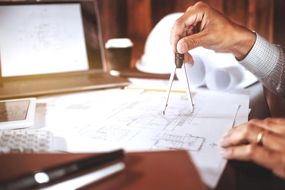 Prawa autorskie do projektu budowlanego – co inwestor może zmienić bez zgody autora?