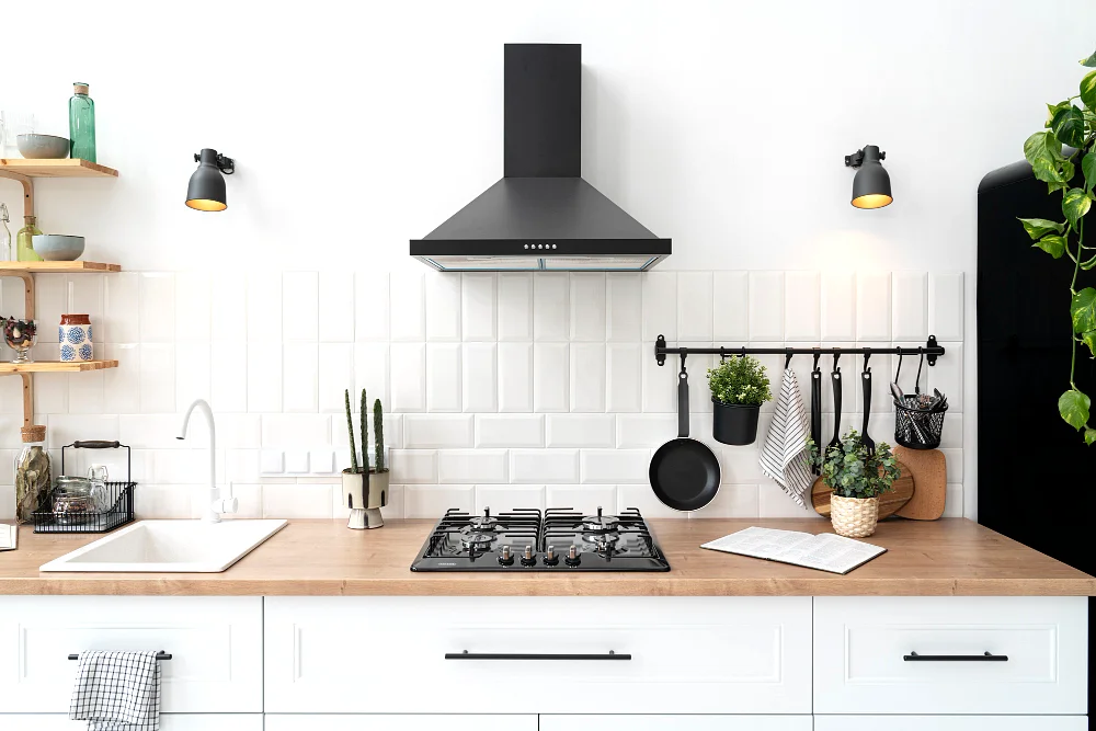 Kuchnia idealna – zasada trójkąta roboczego i dobór materiałów na blat